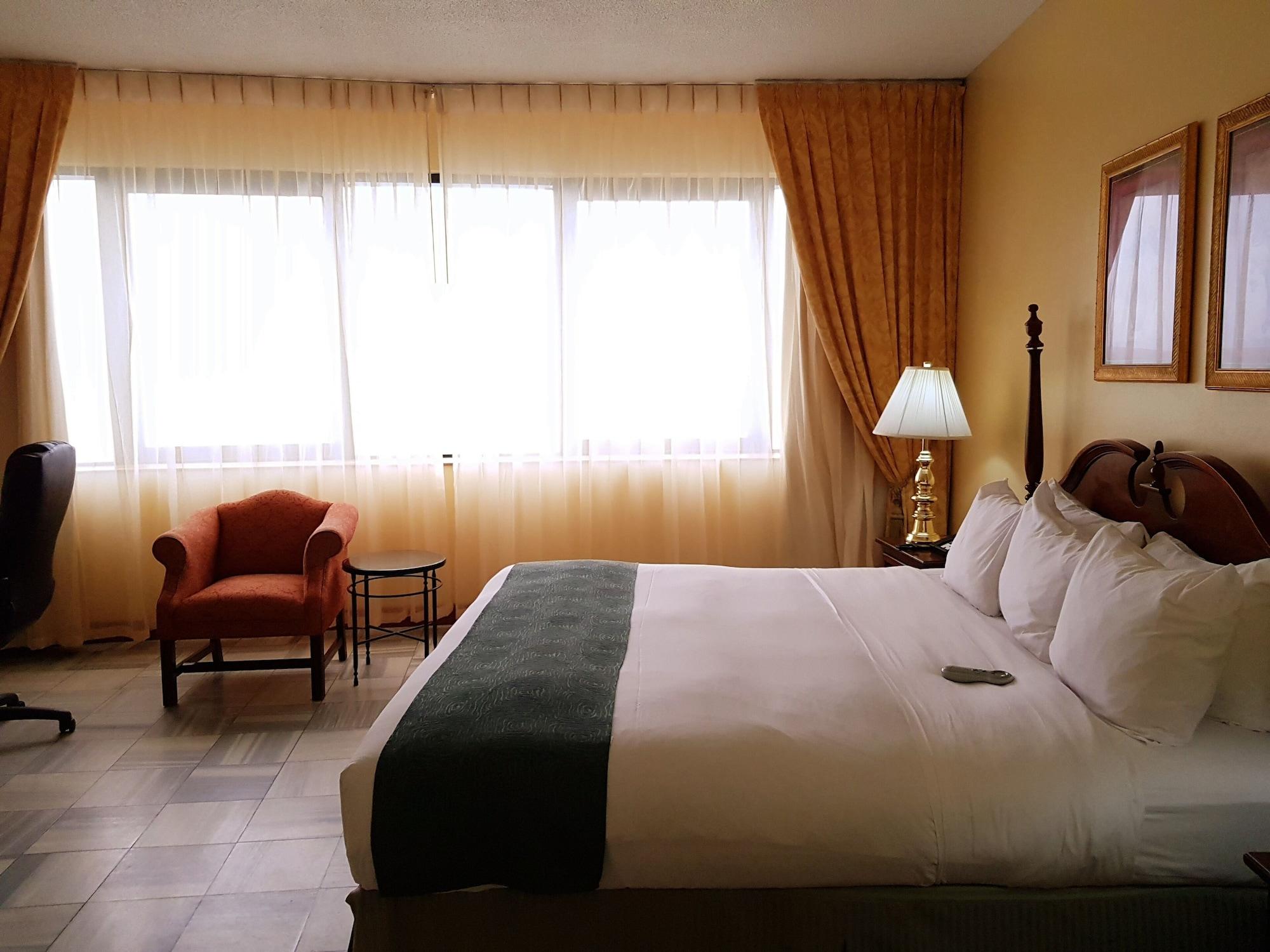 Fort George Hotel And Spa Белиз-Сити Экстерьер фото