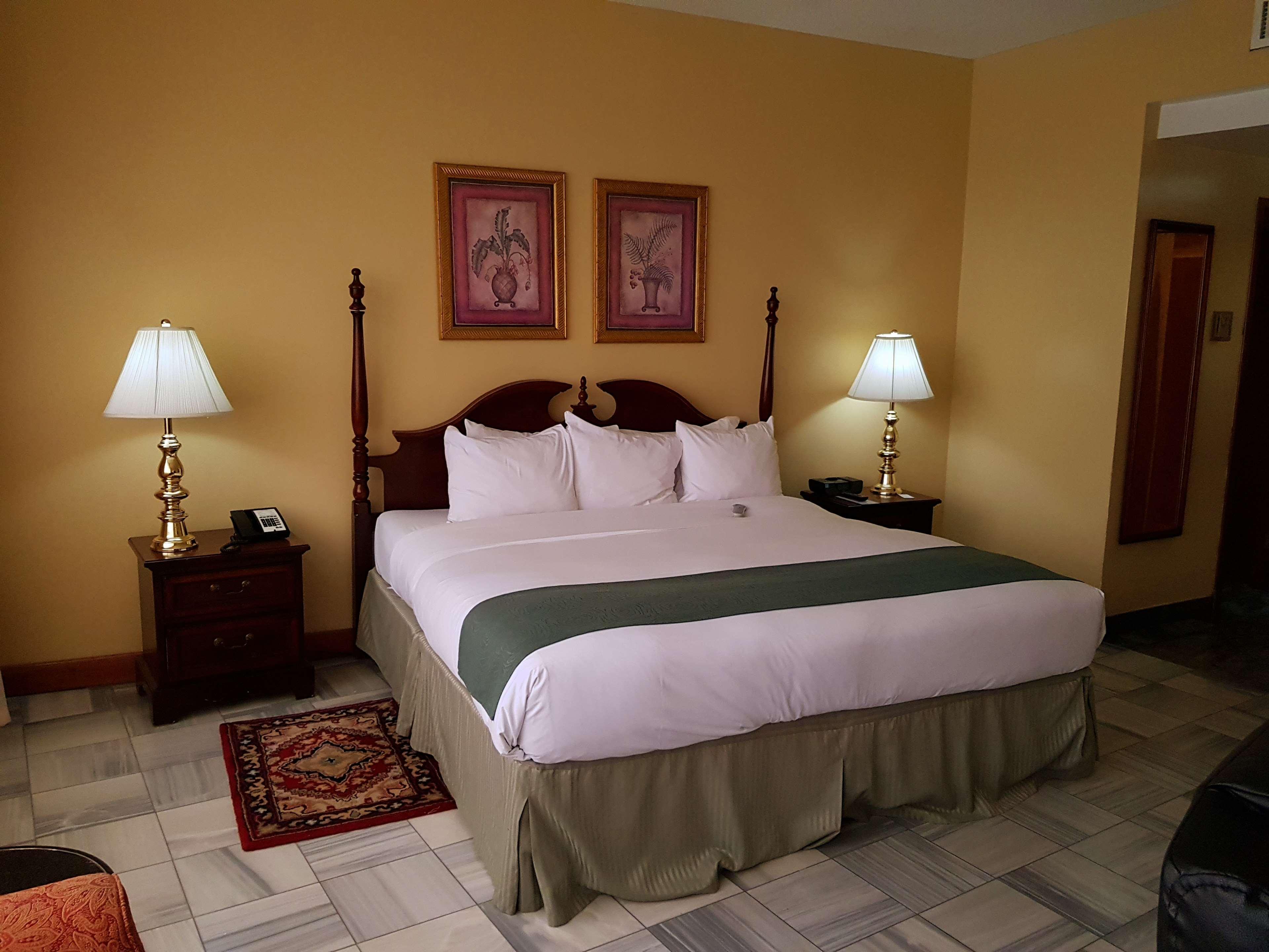 Fort George Hotel And Spa Белиз-Сити Экстерьер фото